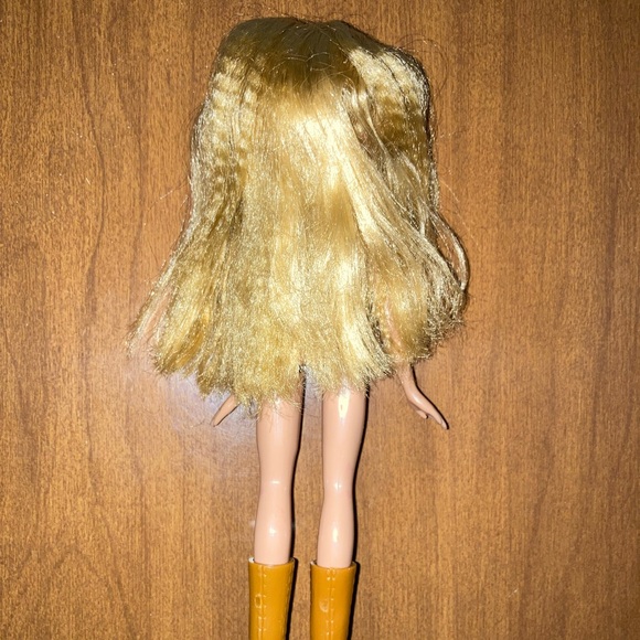 Bratz Fianna Nighty nite - Picture 2 of 3